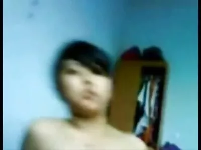 ਉਸ ਦੇ ਚੰਗੇ ਵੱਡੇ boobs ਦਿਖਾ