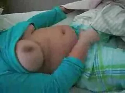 ਵੱਡੇ ਚੂਚਕ ਗੋਰੀ ਚੂਸਣ ਲਈ ਤਿਆਰ ਹੈ