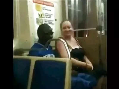 ਮੈਨੂੰ ਇਸ ਗਰਮ ਨੌਜਵਾਨ fuck