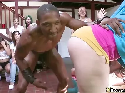 ਸ਼ਾਨਦਾਰ ਵੈਬਕੈਮ ਹੱਥਰਸੀ